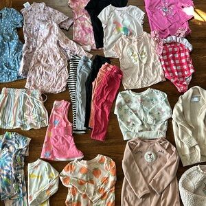 26 item lot of 2T clothes